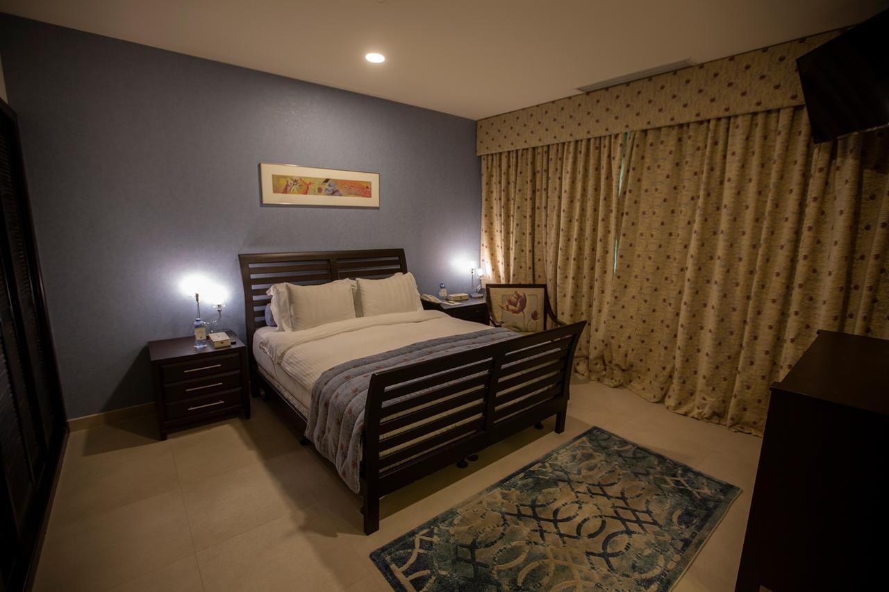 Sunset Marina & 5* Khobar
